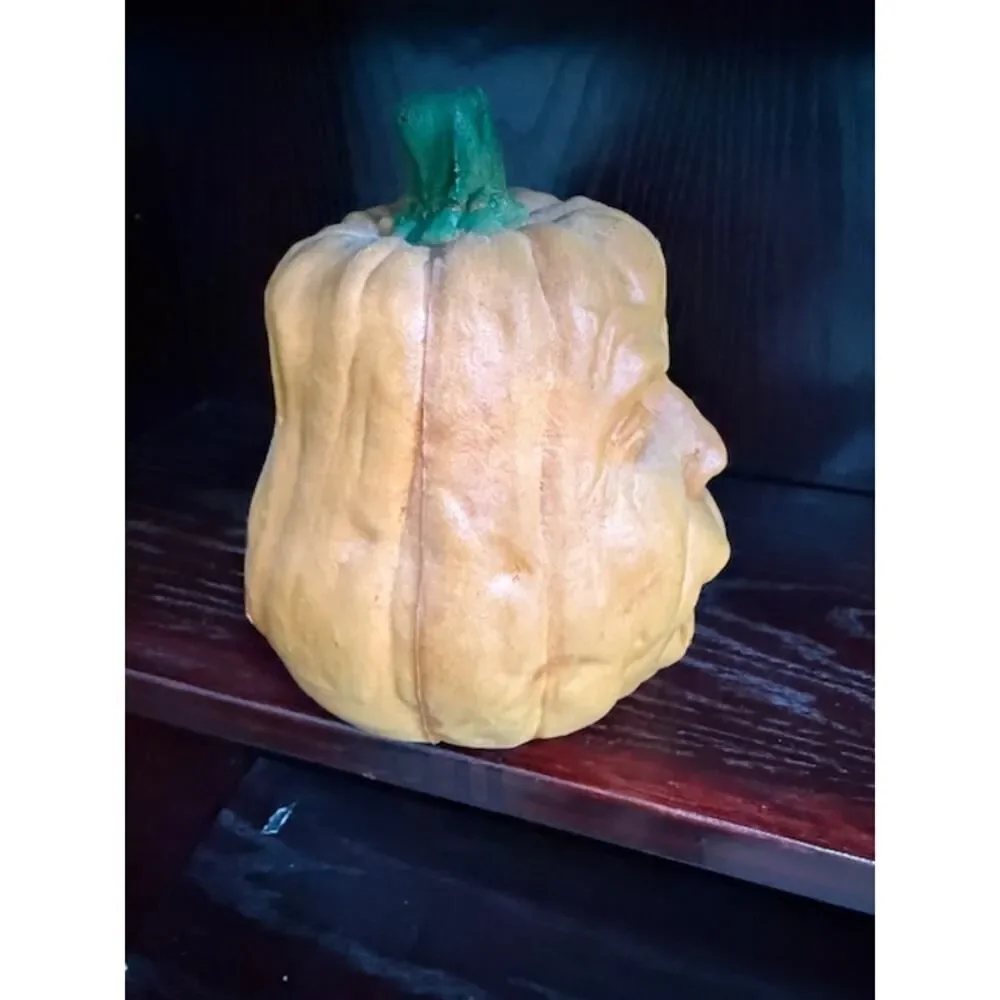 Vtg 1980’s Todd Masters Halloween Orange Pumpkin Face jack-o’-lantern foam